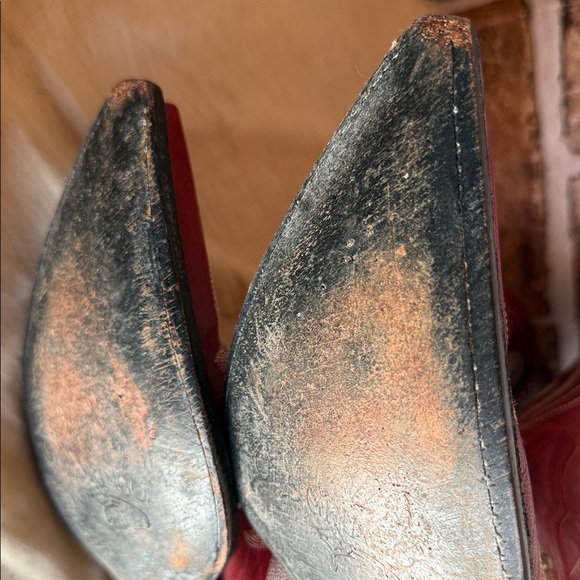 Old Gringo Red Embroidered Cowboy Boots - Picture 6 of 9
